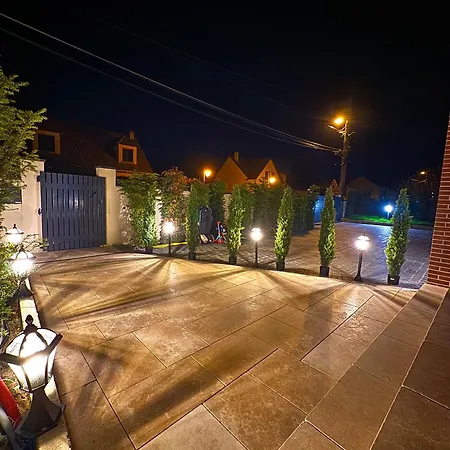Jonchere Villa *